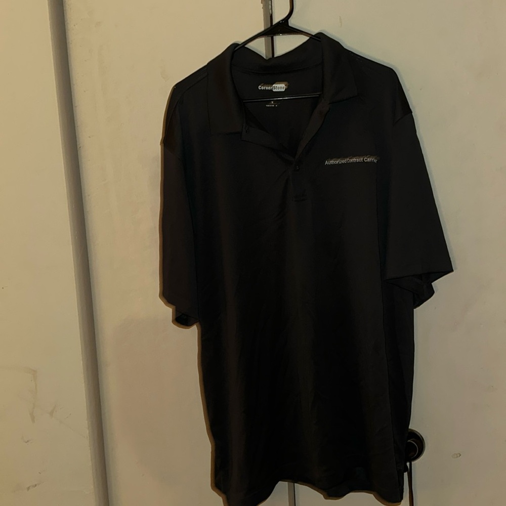 Womens Size 3X Cornerstone Shirt.